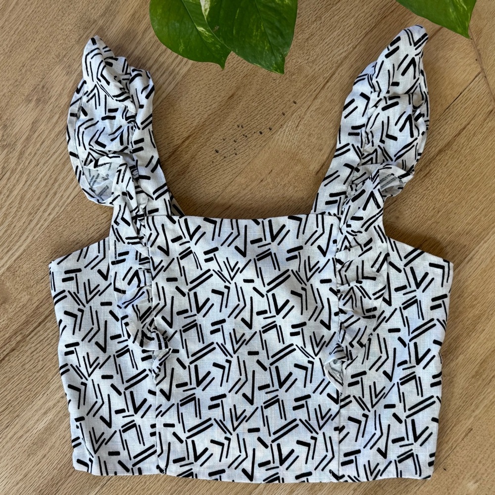 Linen Crop Top S Like New | Mud Cloth Print Black & White Geometric - Picture 9 of 9